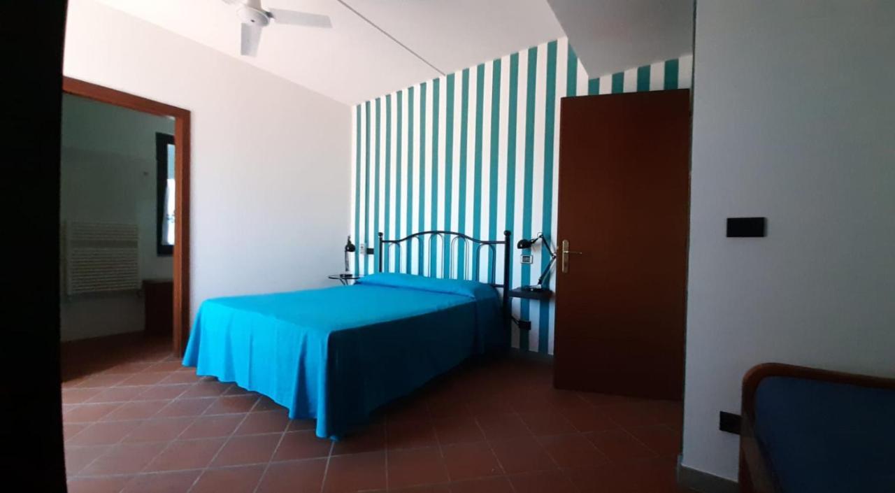 Agriturismo Calendiluna Luni Экстерьер фото